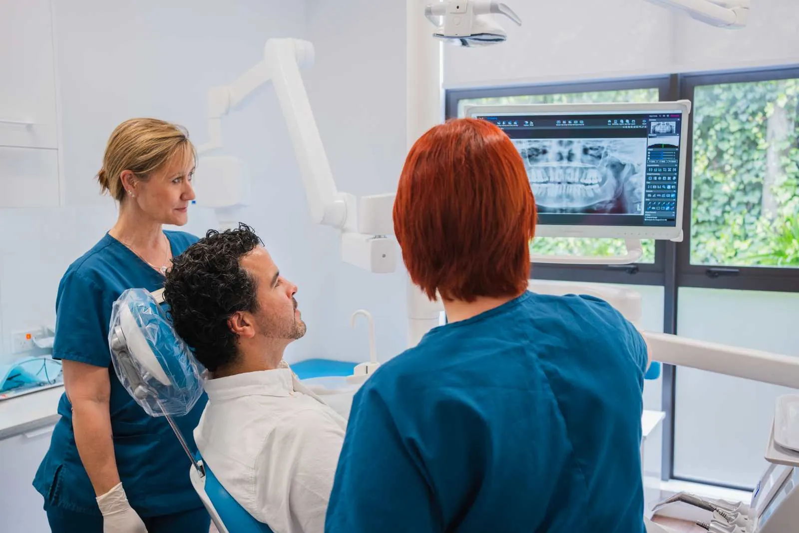Talking through what the teeth need on screen